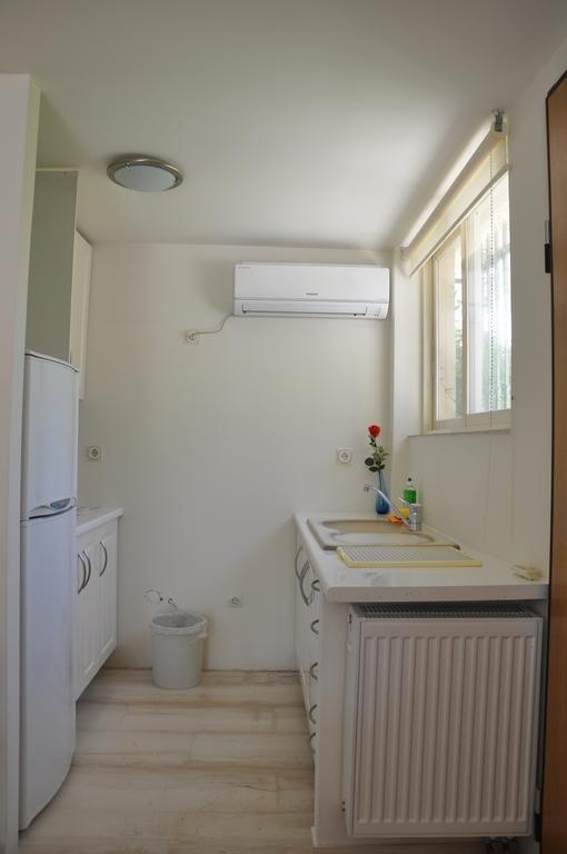 Cosy Studio With Garden / Individual Apartment Athens Ngoại thất bức ảnh